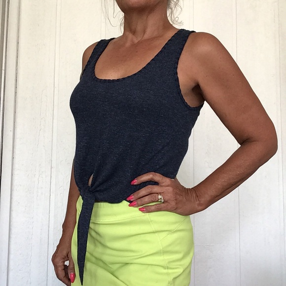 ALICE + OLIVIA BLUE COTTON TIE FRONT TANK TOP MEDIUM - Picture 5 of 15